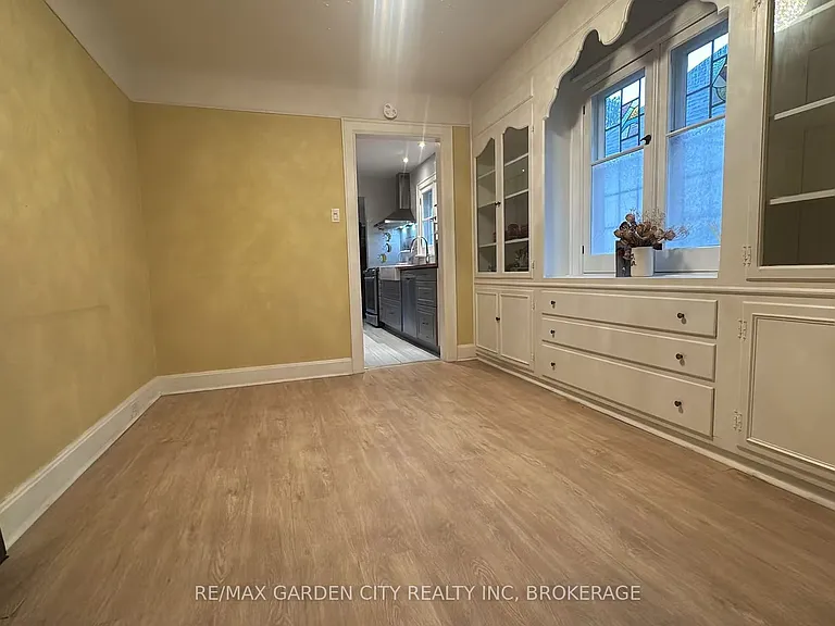 56 South Dr — Photo 11