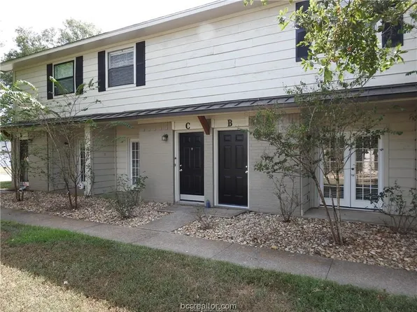 1405 Airline Dr APT A, College Station, TX 77845