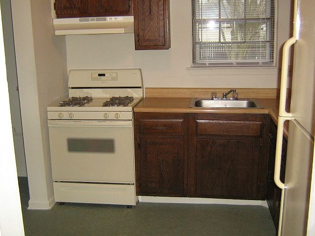 2nd image of 36 Willow Ct