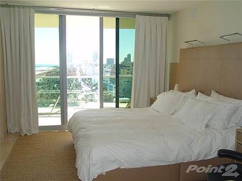 4th image of 1455 Ocean Dr APT 1403