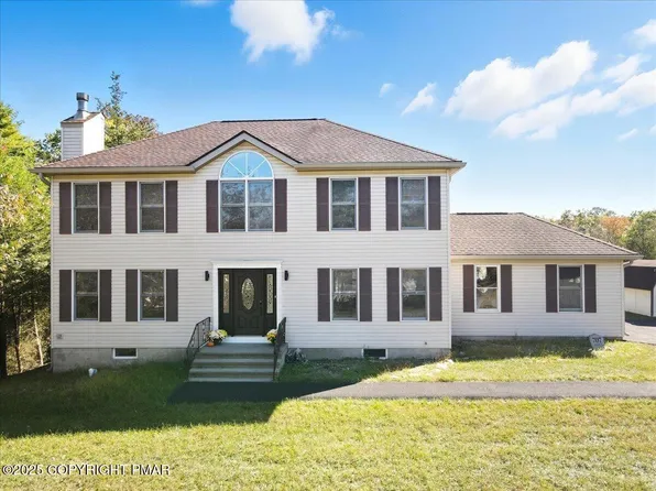 707 Avenue F, Stroudsburg, PA 18360