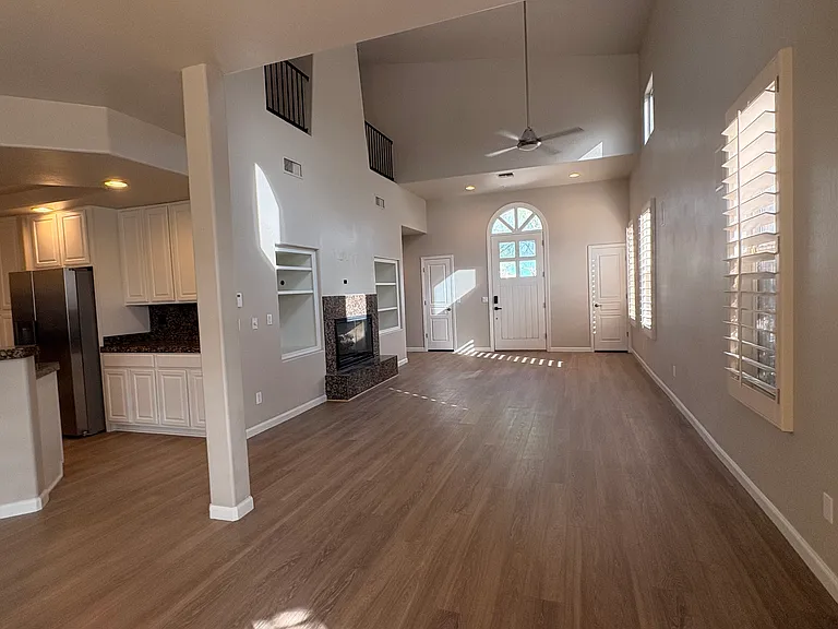 20802 Grayhawk Dr #1085 — Photo 27