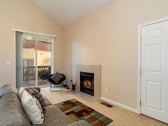 3rd image of 3512 Brassie Dr
