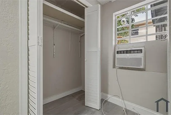 1 bed, 600 sqft, $1,300 — Photo 4