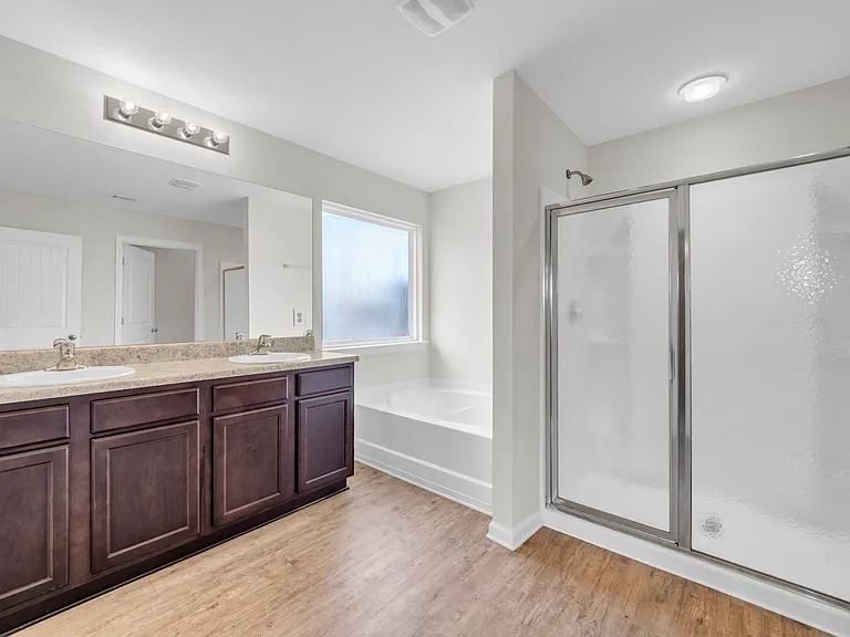 4924 Kensington Ln — Photo 19