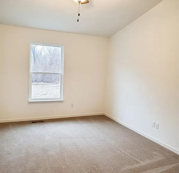 3611 Welland Ave — Photo 12