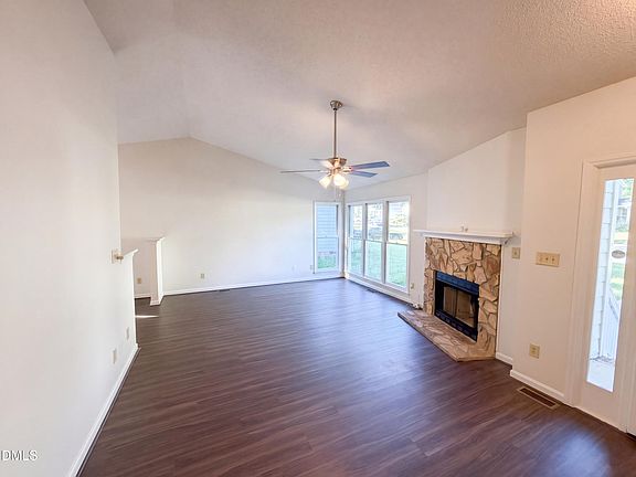 2nd image of 3117 Verdugo Dr