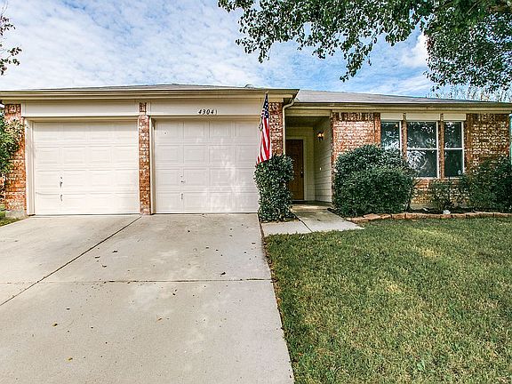 2nd image of 4304 Vinyard Way