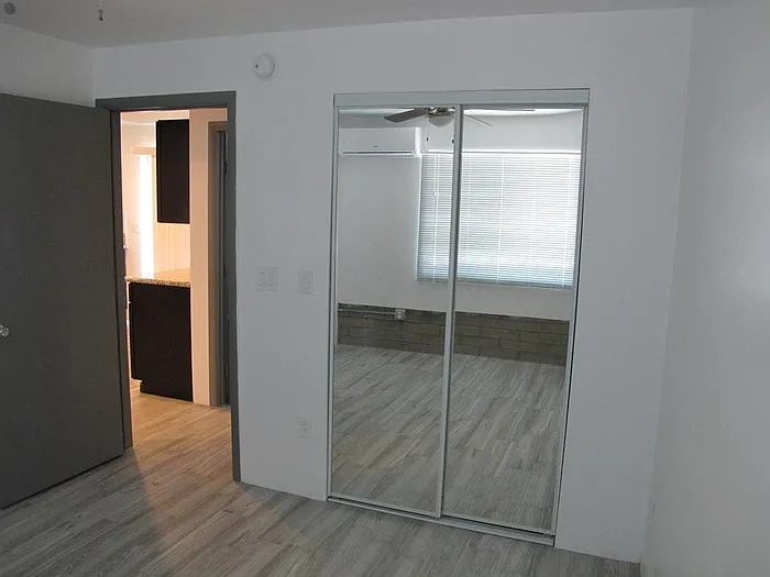 1122 E Water St — Photo 13