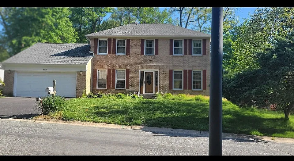 1909 Agate Dr #3