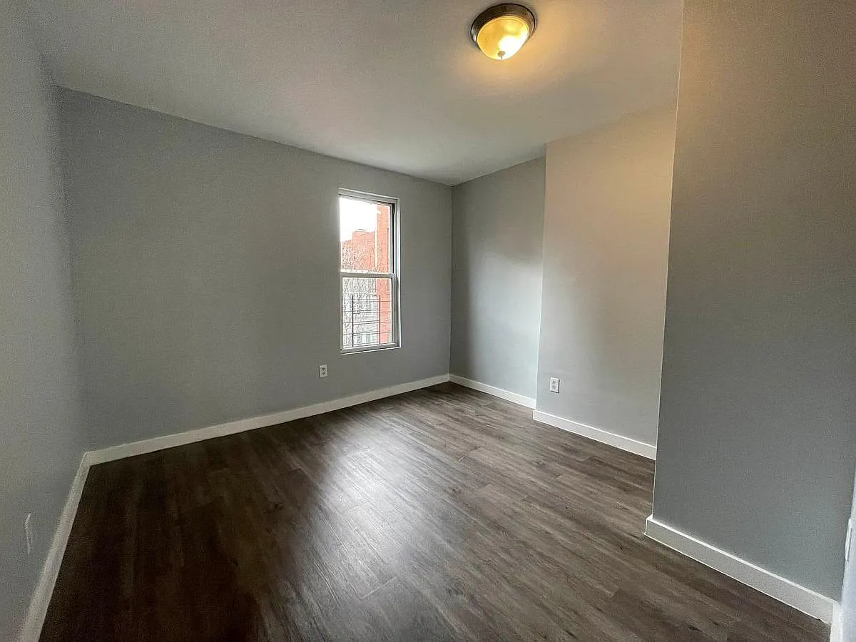 717 Prospect Avenue — Photo 4