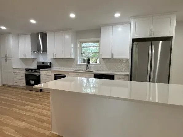 2407 Summerland Dr, Decatur, GA 30032