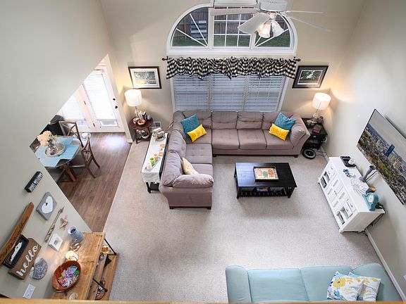 5th image of 504 Hopewell Park