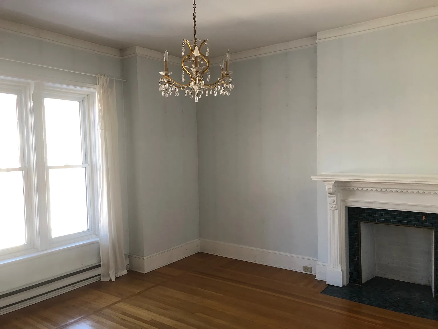 2 bed, 1100 sqft, $2,300 — Photo 4