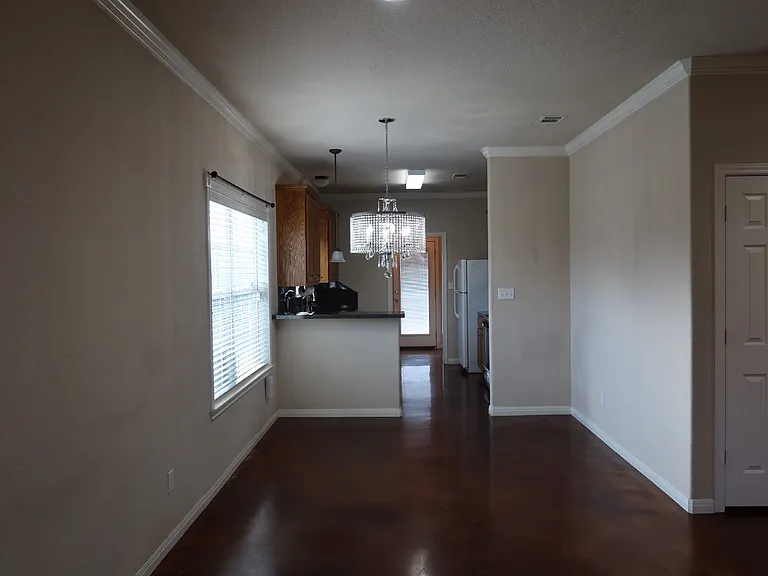 2200 Parrott Ave — Photo 3
