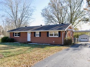 293 Elm Rd, Baxter, TN 38544