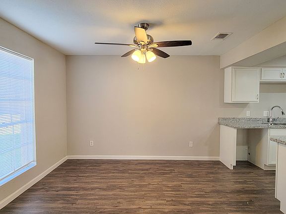 4th image of 1924 Upland Dr