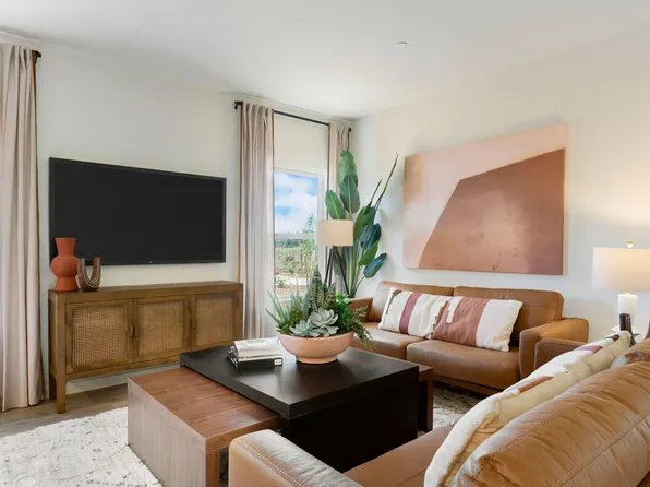 5009 Monaco Pkwy, Redding, CA 96002