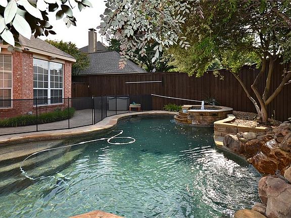2nd image of 2921 Ramblewood Way