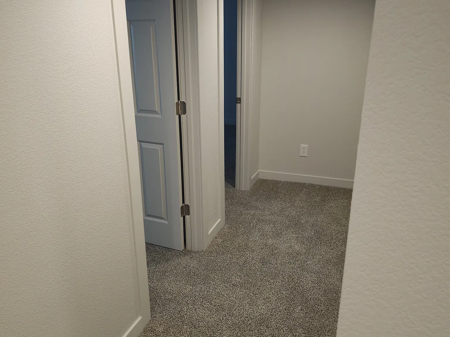 2 bed, 800 sqft, $1,700 — Photo 3