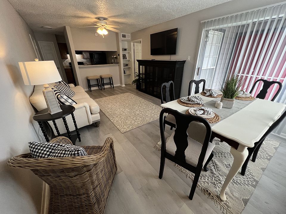 Harbour Landing Apartments 8033 S Padre Island Dr Corpus Christi TX