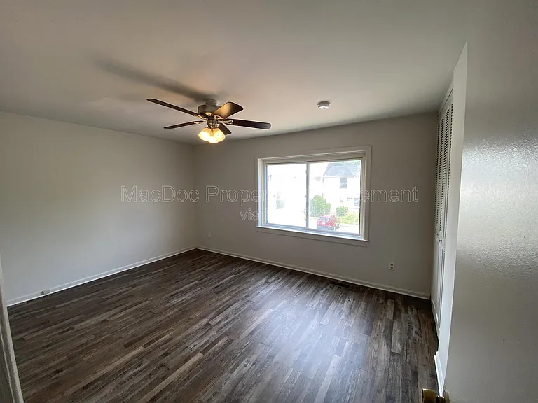 110 Hughey Ct — Photo 9