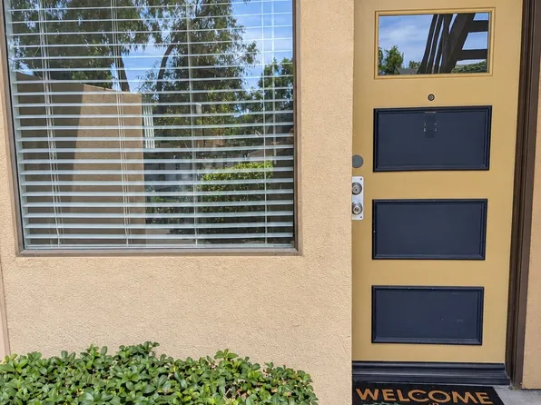 25671 Le Parc Unit 43, Lake Forest, CA 92630