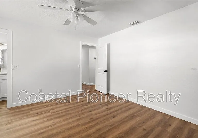 6710 S Cortez Ave — Photo 15