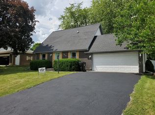 5218 Admiralty Ave, Racine, WI 53406