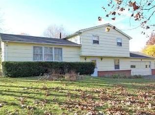 1105 Turk Hill Rd, Fairport, NY 14450