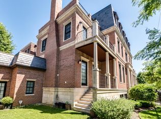 2865 N Paulina St, Chicago, IL 60657