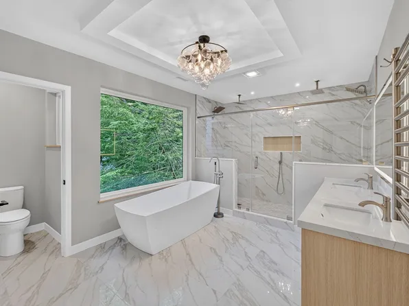 23 Lantern Ln, Arlington, MA 02474