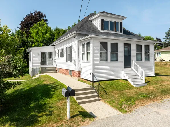 9 Nash Street, Lewiston, ME 04240