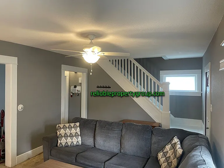 1906 Riedmiller Ave — Photo 2