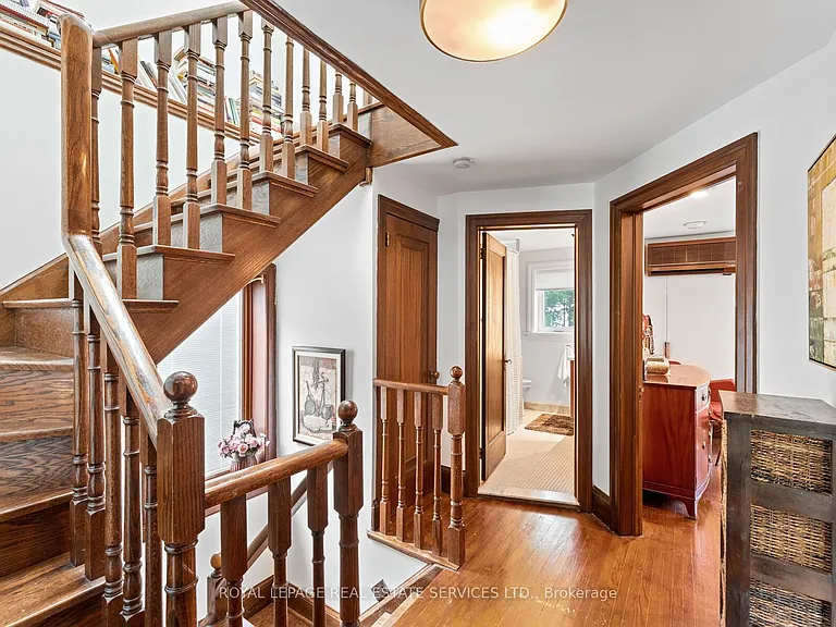 24 Mann Ave — Photo 35