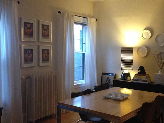 3rd image of 2628 W 44th St APT 1