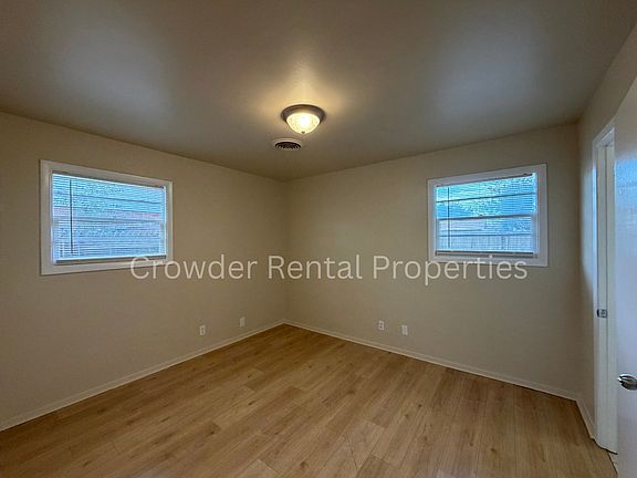 5th image of 4402 Mesa Cir
