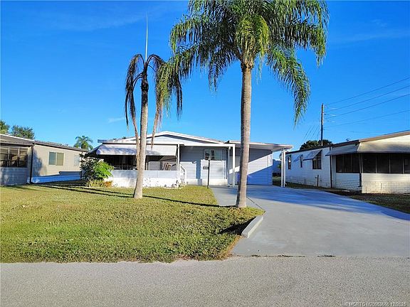 2nd image of 2581 SW Pontiac Pl
