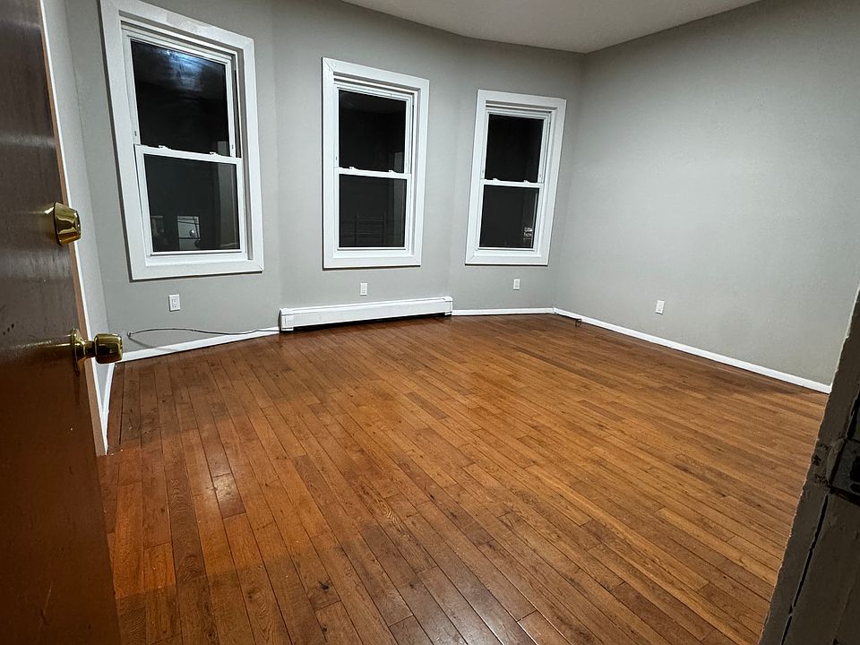 1st image of 257 Mount Vernon Ave Floor 2