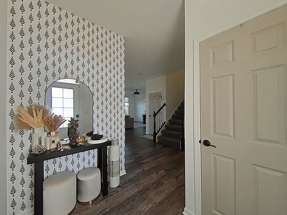 4th image of 4204 Chelsea Manor Cir