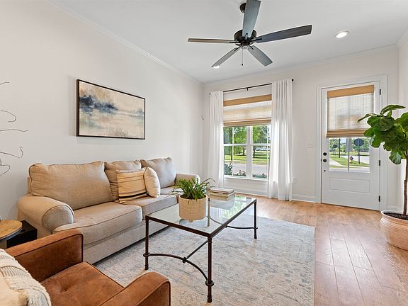 3rd image of 13011 N Vieux Carre Cir