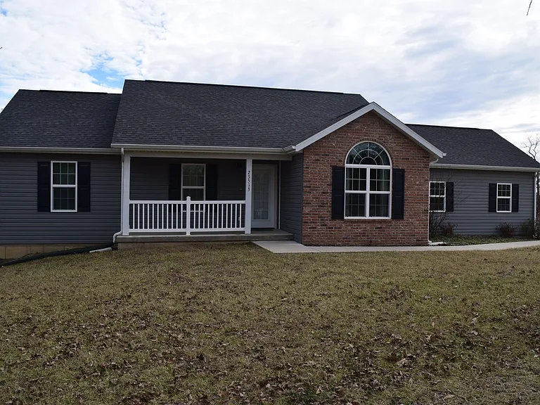 23513 Reap Ln — Photo 1