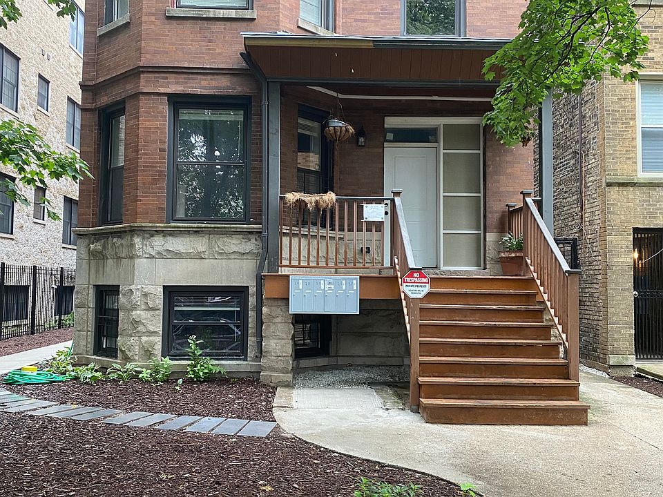 1st image of 1242 W Argyle St #3R