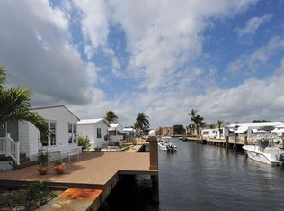 206 N Heron Dr #Q, Briny Breezes, FL 33435