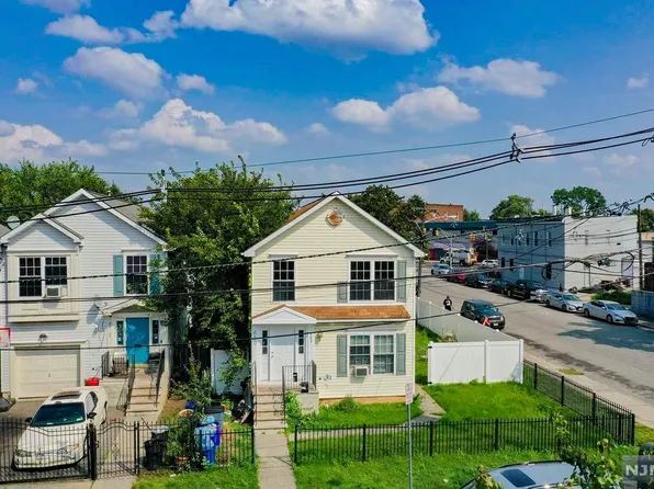 680-682 S 15th St, Newark, NJ 07103