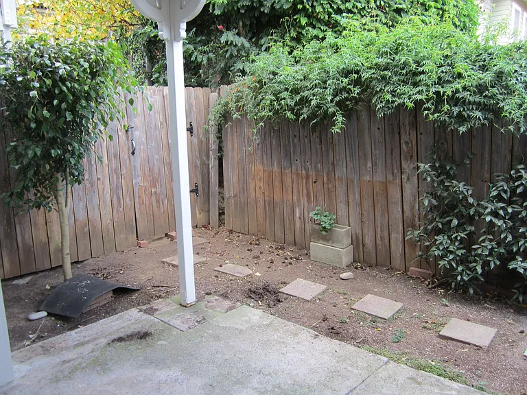 222 W Micheltorena St #8 — Photo 12