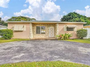 16821 NE 8th Pl, North Miami Beach, FL 33162