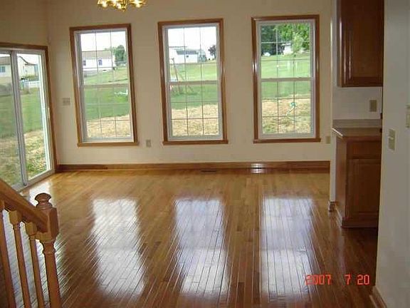 5th image of 275 Alcon Dr