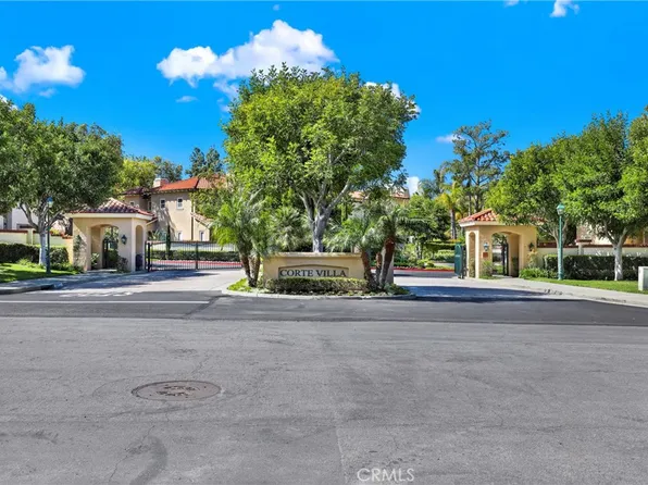 2468 Aquasanta, Tustin, CA 92782
