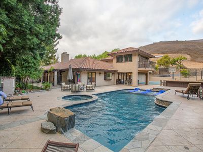 4115 E Hillcrest Dr, Westlake Village, CA, 91362